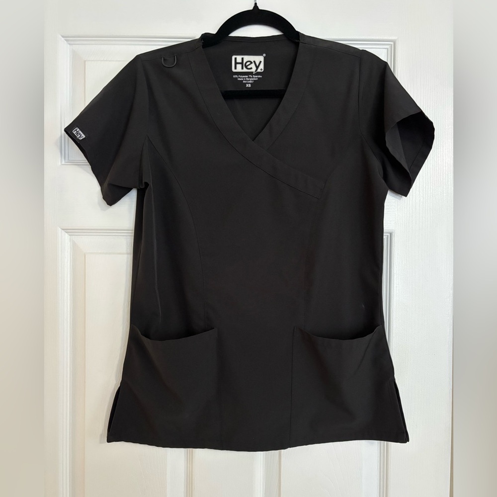 Black Two Pocket Scrub top XS
